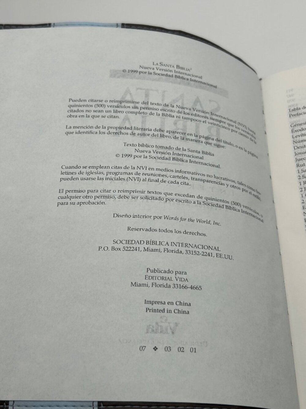 Biblia Cuadrangular B2 NVI Duotono Marron/Celeste Editorial Vida Rare OOP New - Picture 10 of 11